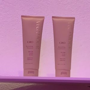 Woman shampoo and conditioner VEGAMOUR